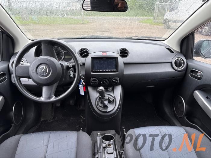 Mazda 2 1.3 16V S-VT Sloopvoertuig (2012, Bruin)