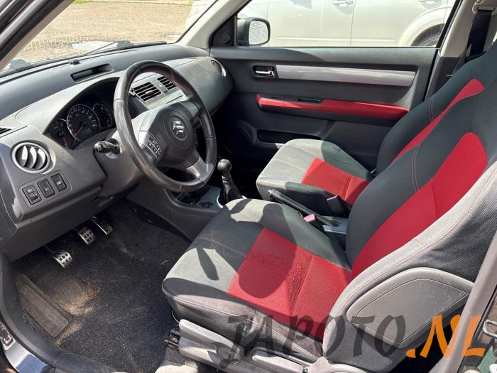 Suzuki Swift 1.6 Sport VVT 16V Sloopvoertuig (2007, Zwart)