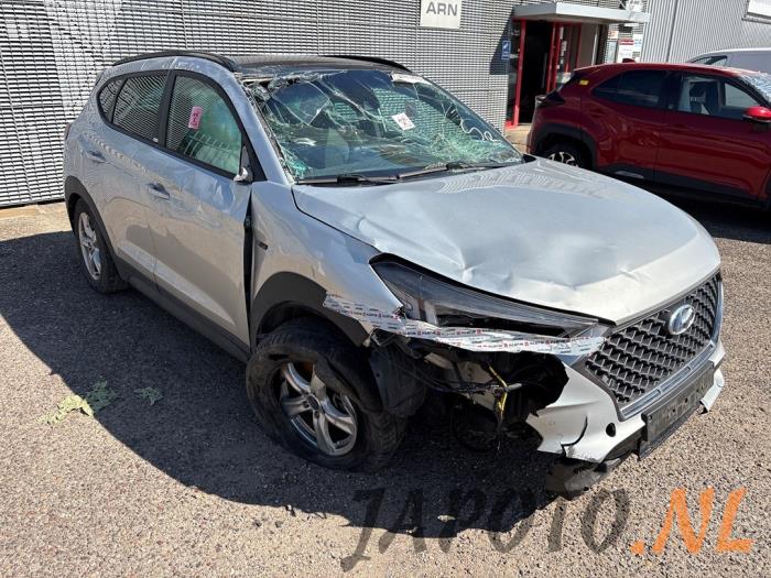 Hyundai Tucson 2.0 CRDi 16V Mild Hybrid 4WD Sloopvoertuig (2020)