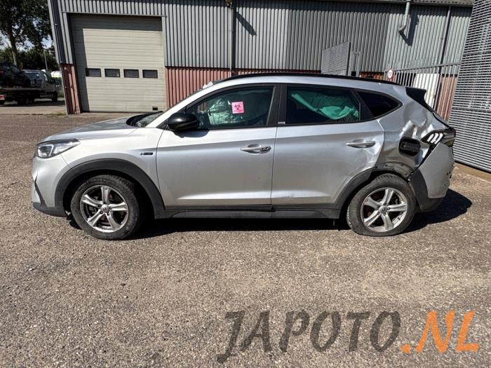 Hyundai Tucson 2.0 CRDi 16V Mild Hybrid 4WD Sloopvoertuig (2020)