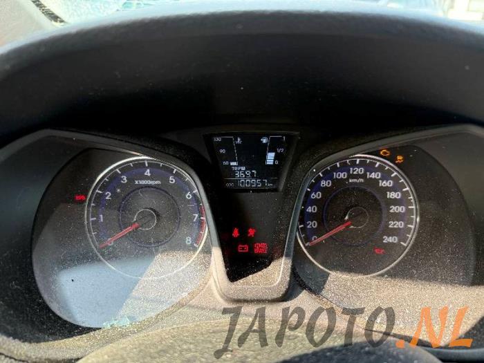 Hyundai iX20 1.4i 16V Sloopvoertuig (2013)