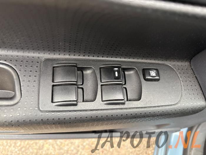 Mitsubishi Colt 1.3 16V Sloopvoertuig (2010, Blauw)