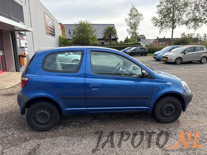 Toyota Yaris 1.0 16V VVT-i Sloopvoertuig (2003, Blauw)