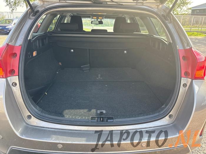 Toyota Auris Touring Sports 1.8 16V Hybrid Sloopvoertuig (2014, Bruin)