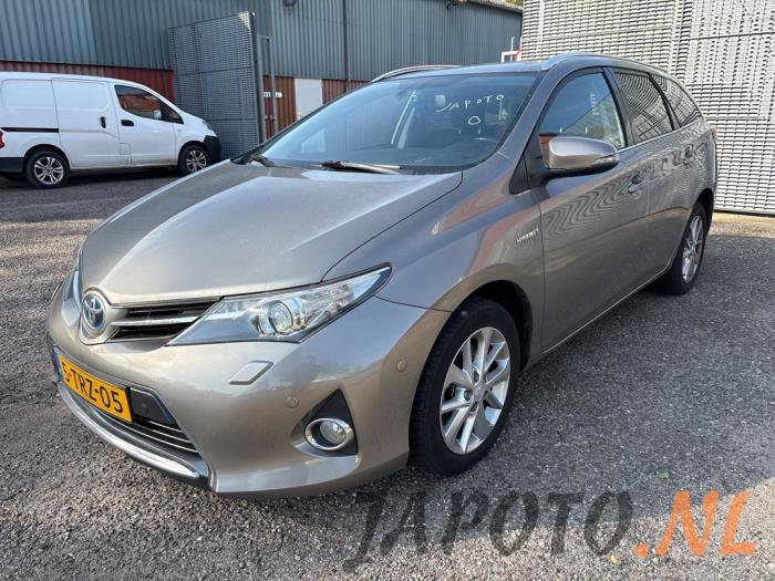 Toyota Auris Touring Sports 1.8 16V Hybrid Sloopvoertuig (2014, Bruin)