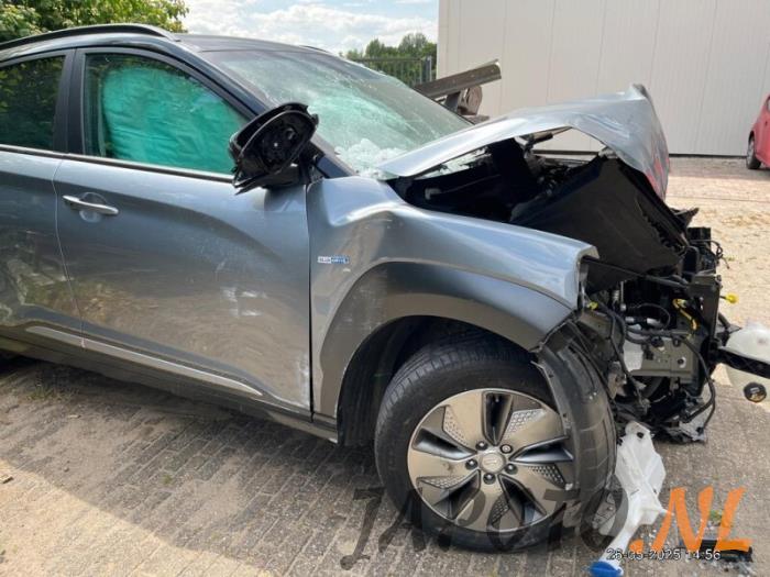 Hyundai Kona 1.6 GDi HEV 16V Sloopvoertuig (2020, Grijs)