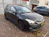 Hyundai i30 Crosswagon 1.6 CVVT 16V Sloopvoertuig (2011, Zwart)