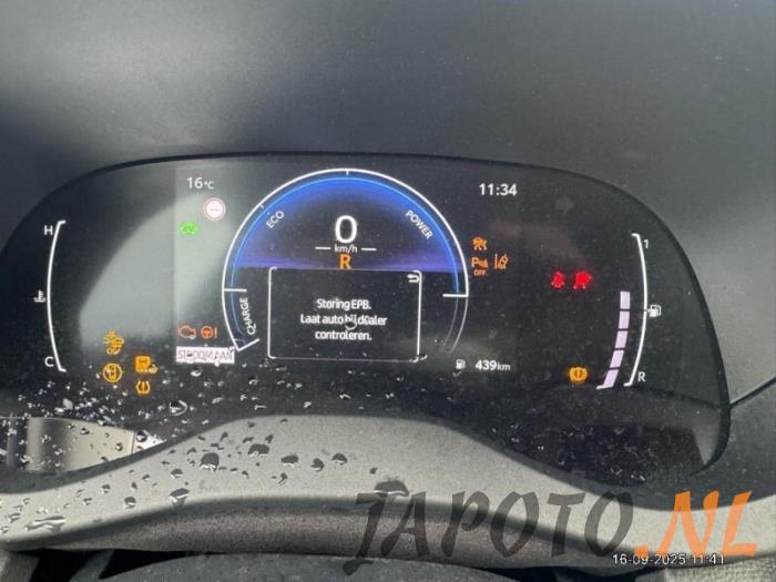 Toyota Yaris IV 1.5 12V Hybrid 115 Sloopvoertuig (2024, Blauw)