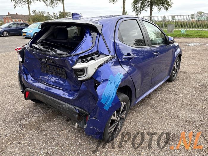 Toyota Yaris IV 1.5 12V Hybrid 115 Sloopvoertuig (2024, Blauw)