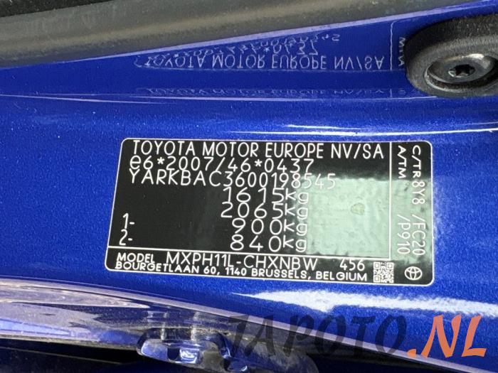 Toyota Yaris IV 1.5 12V Hybrid 115 Sloopvoertuig (2024, Blauw)