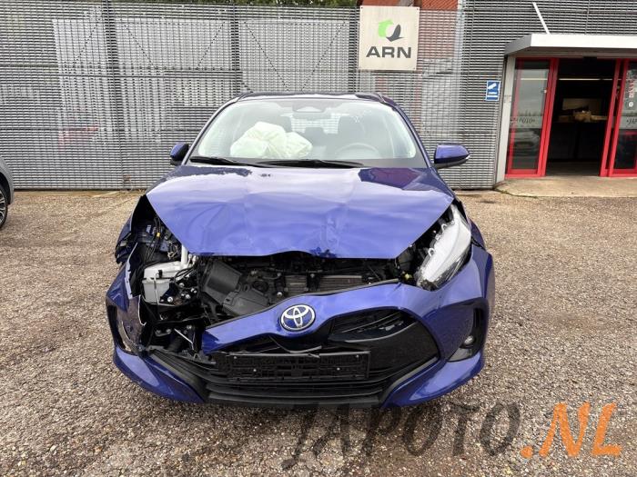 Toyota Yaris IV 1.5 12V Hybrid 115 Sloopvoertuig (2024, Blauw)