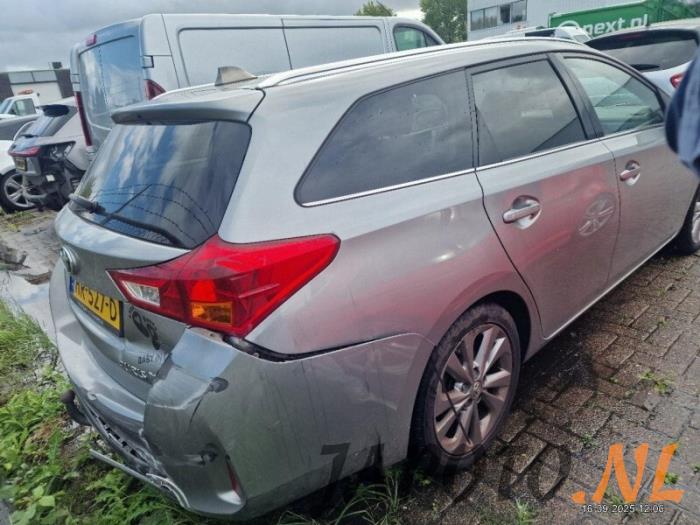 Toyota Auris Touring Sports 1.8 16V Hybrid Sloopvoertuig (2014, Grijs)