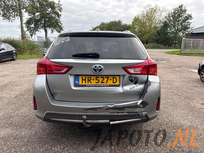 Toyota Auris Touring Sports 1.8 16V Hybrid Sloopvoertuig (2014, Grijs)