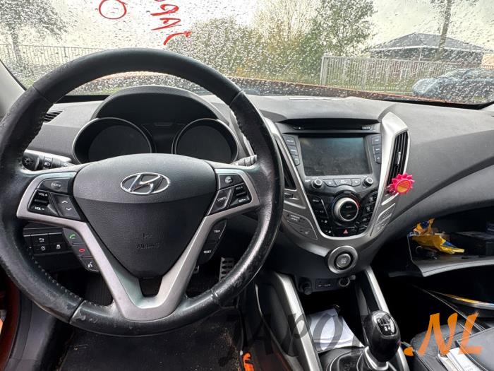 Hyundai Veloster 1.6 GDI 16V Sloopvoertuig (2012, Oranje)