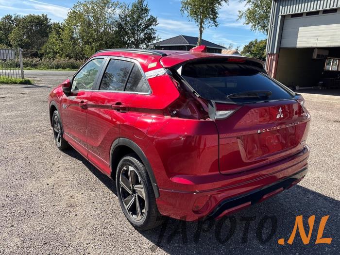 Mitsubishi Eclipse Cross Sloopvoertuig (2023, Rood)
