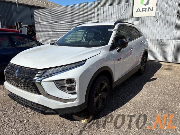 Mitsubishi Eclipse Cross 2.4 16V PHEV 4x4 Sloopvoertuig (2023)