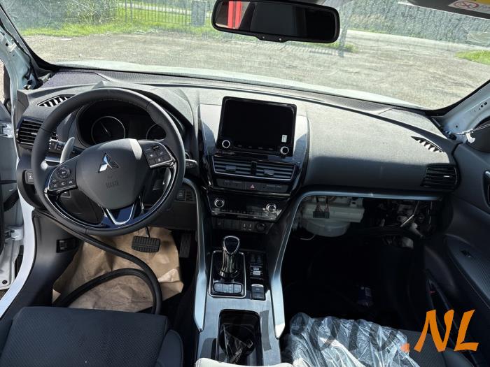 Mitsubishi Eclipse Cross 2.4 16V PHEV 4x4 Sloopvoertuig (2023)