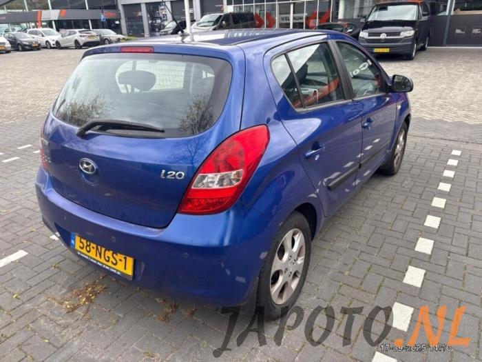 Hyundai i20 1.4i 16V Sloopvoertuig (2010, Blauw)