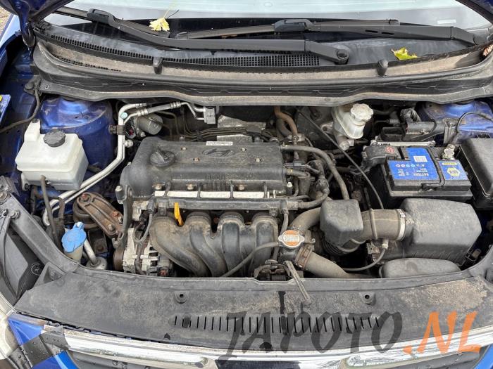 Hyundai i20 1.4i 16V Sloopvoertuig (2010, Blauw)