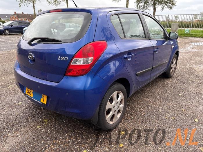 Hyundai i20 1.4i 16V Sloopvoertuig (2010, Blauw)