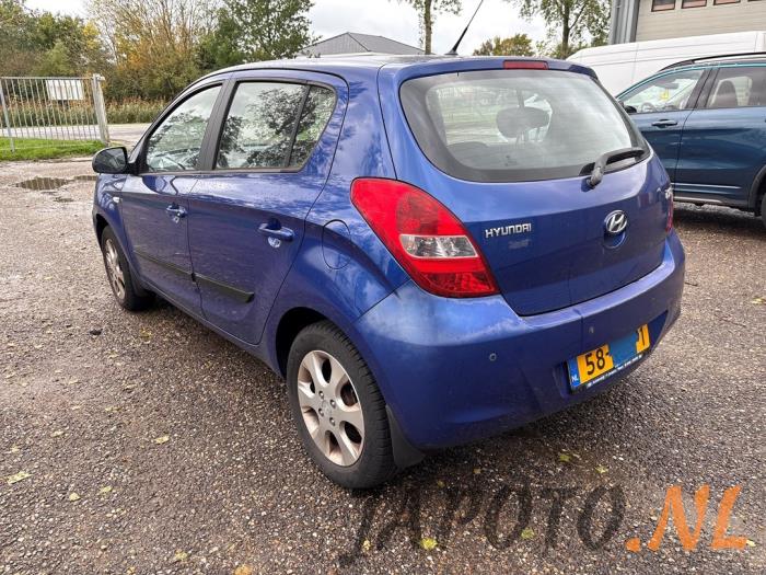 Hyundai i20 1.4i 16V Sloopvoertuig (2010, Blauw)