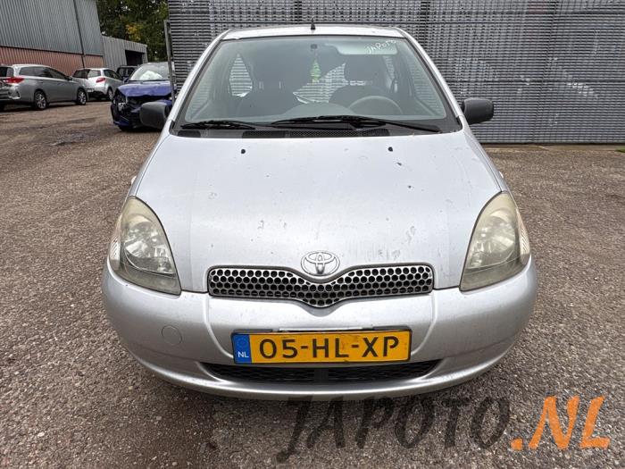 Toyota Yaris 1.3 16V VVT-i Sloopvoertuig (2001, Grijs)