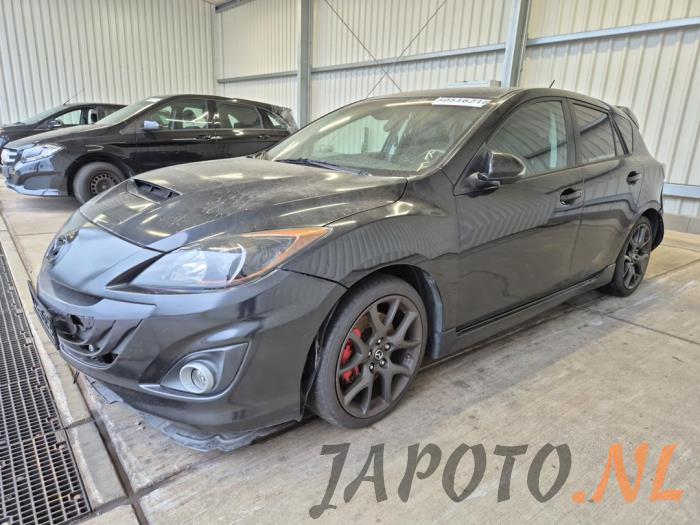 Mazda 3. Sloopvoertuig (2013)