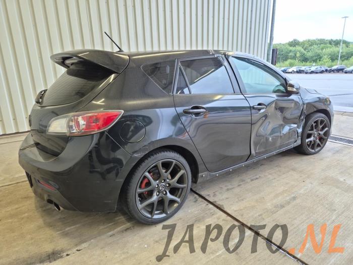 Mazda 3. Sloopvoertuig (2013)