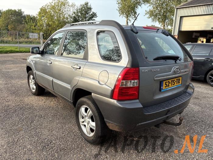Kia Sportage 2.0 CVVT 16V 4x2 Sloopvoertuig (2007, Grijs)