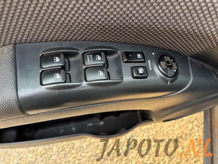 Kia Sportage 2.0 CVVT 16V 4x2 Sloopvoertuig (2007, Grijs)