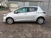 Toyota Yaris III 1.5 16V Hybrid Sloopvoertuig (2014, Grijs)
