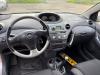 Toyota Yaris 1.5 T Sport 16V VVT-i Sloopvoertuig (2001, Grijs)
