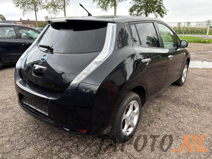 Nissan Leaf Leaf Sloopvoertuig (2011, Zwart)