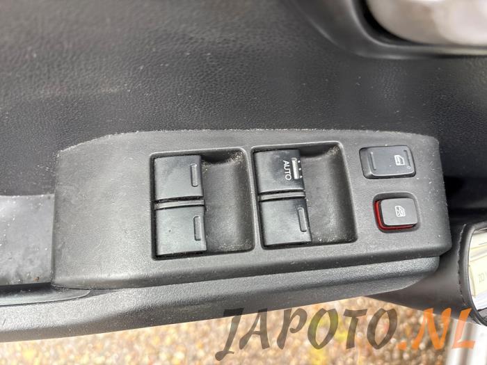 Honda Jazz 1.4 VTEC 16V Sloopvoertuig (2010, Grijs)