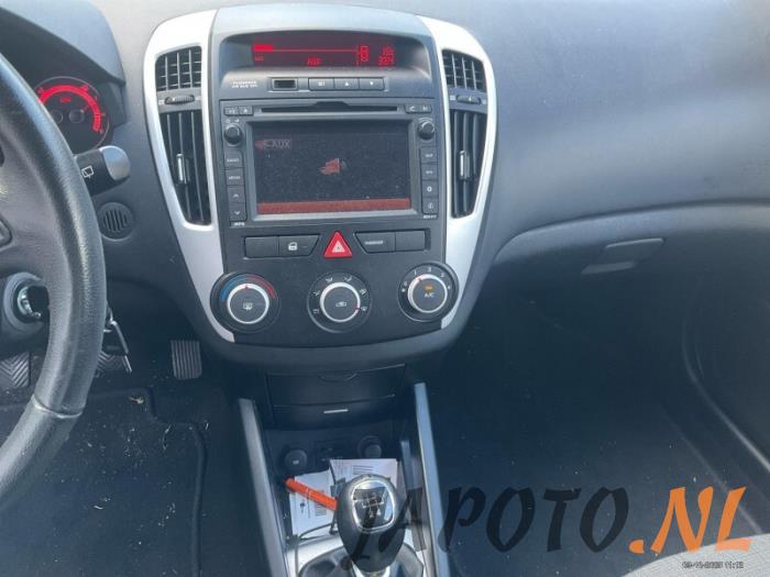 Kia Pro cee'd 1.4 CVVT 16V Sloopvoertuig (2010, Grijs)