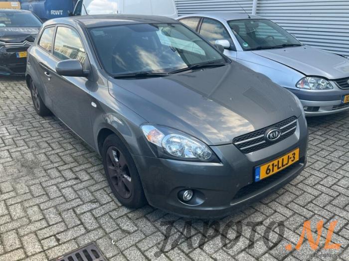 Kia Pro cee'd 1.4 CVVT 16V Sloopvoertuig (2010, Grijs)