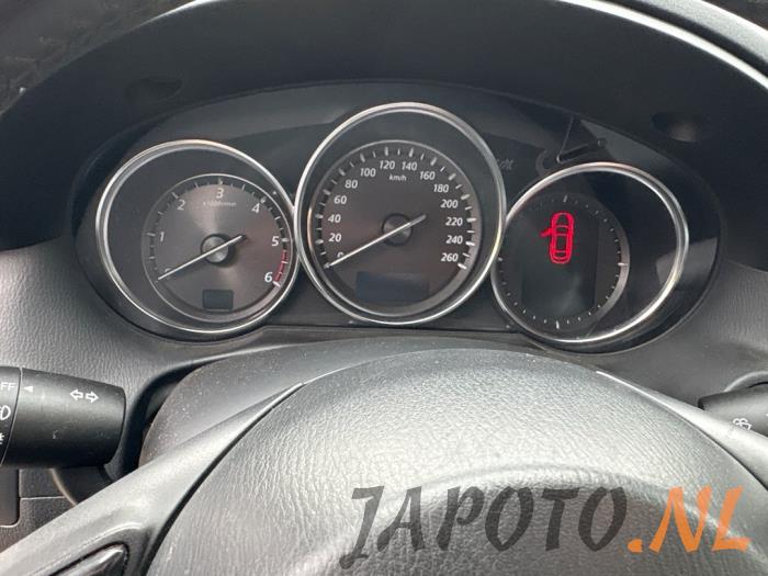 Mazda CX-5 I 2.2 Skyactiv D 16V 4WD Sloopvoertuig (2012, Grijs)