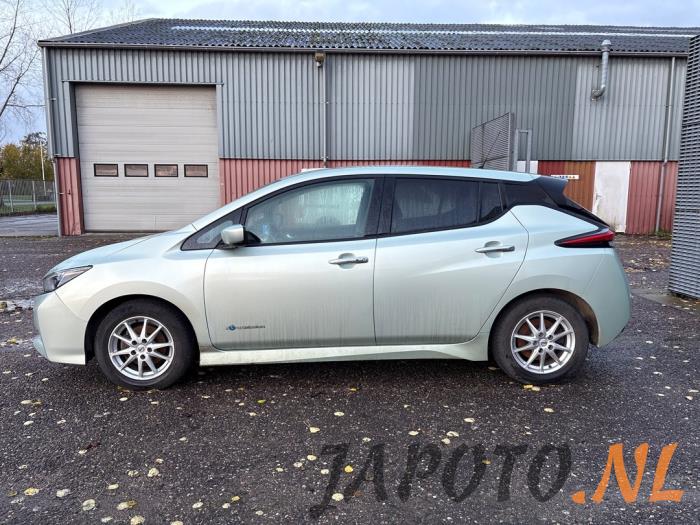 Nissan Leaf 39/40kWh Sloopvoertuig (2018, Grijs)