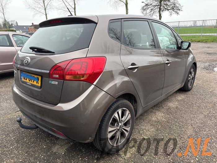 Kia Venga 1.4 CVVT 16V Sloopvoertuig (2015, Bruin)