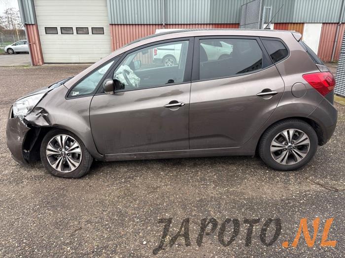 Kia Venga 1.4 CVVT 16V Sloopvoertuig (2015, Bruin)