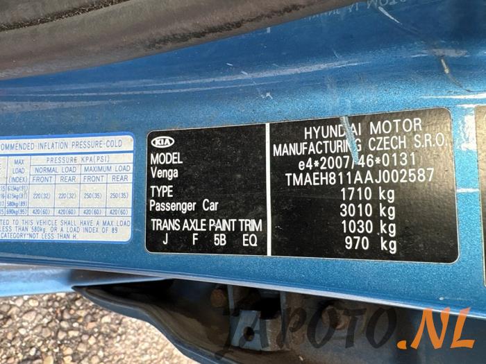 Kia Venga 1.4 CVVT 16V Sloopvoertuig (2010, Blauw)