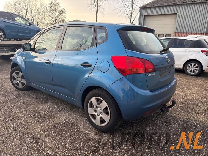Kia Venga 1.4 CVVT 16V Sloopvoertuig (2010, Blauw)