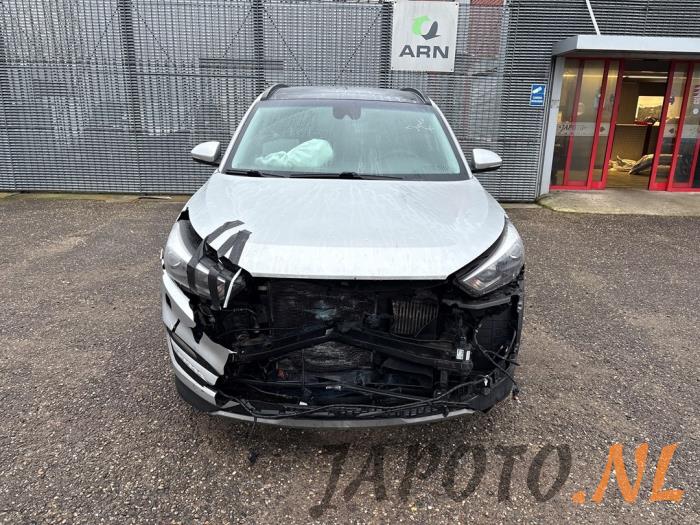 Hyundai Tucson 1.6 T-GDi 16V 4WD Sloopvoertuig (2017, Grijs)