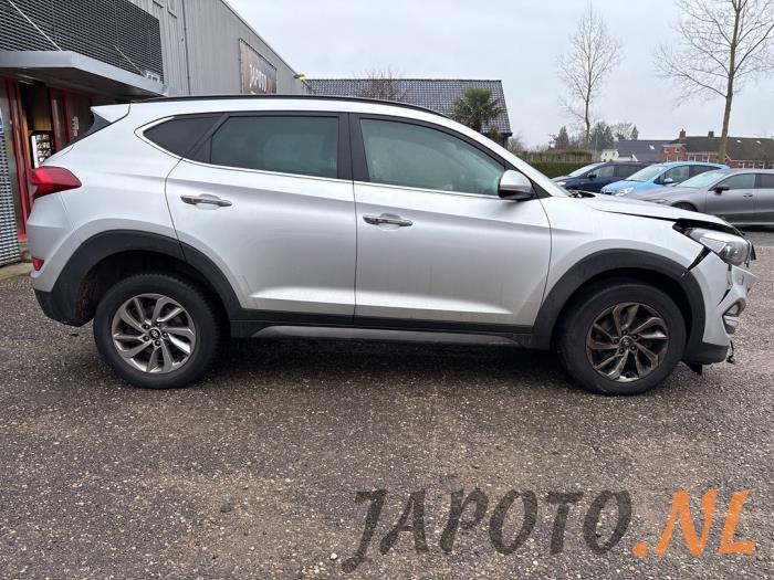 Hyundai Tucson 1.6 T-GDi 16V 4WD Sloopvoertuig (2017, Grijs)