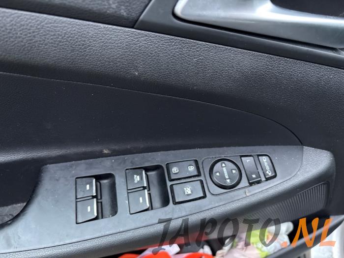 Hyundai Tucson 1.6 T-GDi 16V 4WD Sloopvoertuig (2017, Grijs)