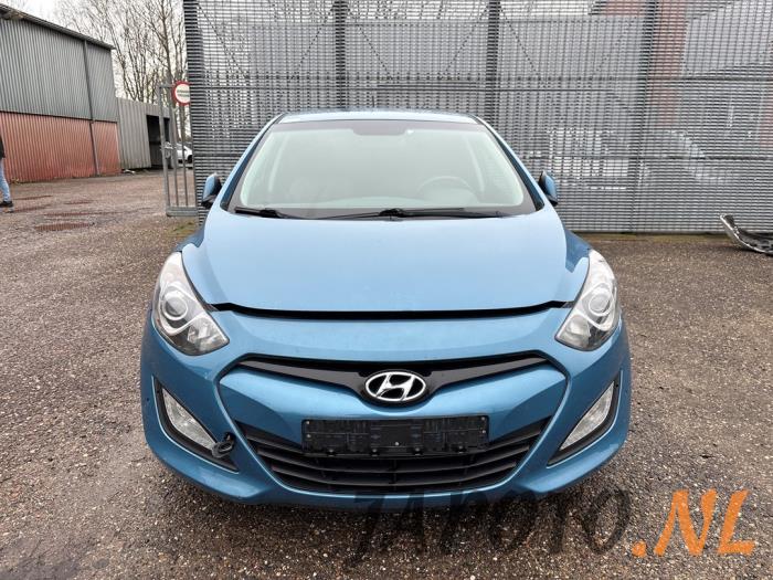 Hyundai i30 1.6 GDI Blue 16V Sloopvoertuig (2013, Blauw)