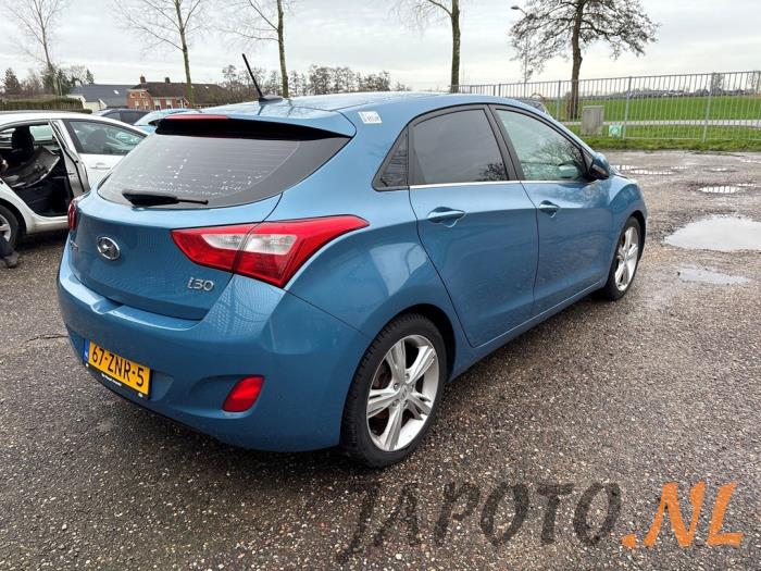 Hyundai i30 1.6 GDI Blue 16V Sloopvoertuig (2013, Blauw)
