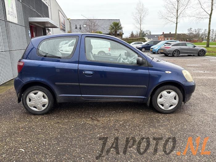 Toyota Yaris 1.3 16V VVT-i Sloopvoertuig (2000, Blauw)