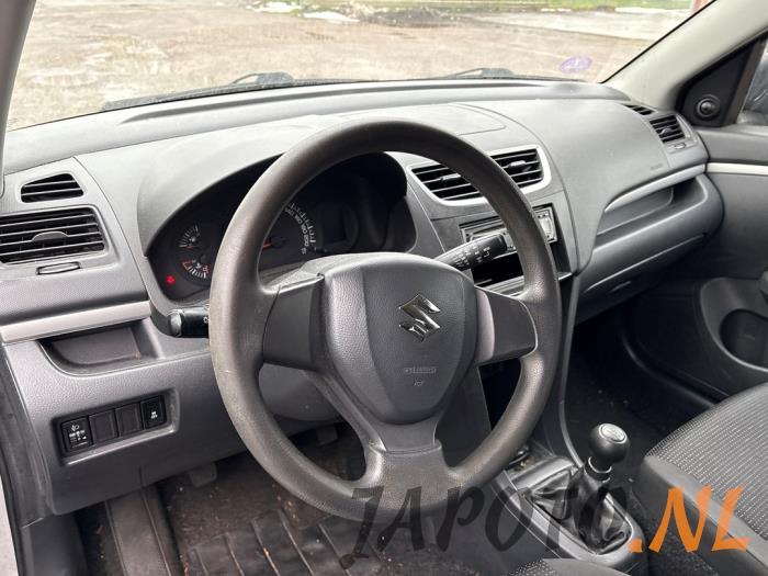Suzuki Swift 1.2 16V Sloopvoertuig (2011, Grijs)