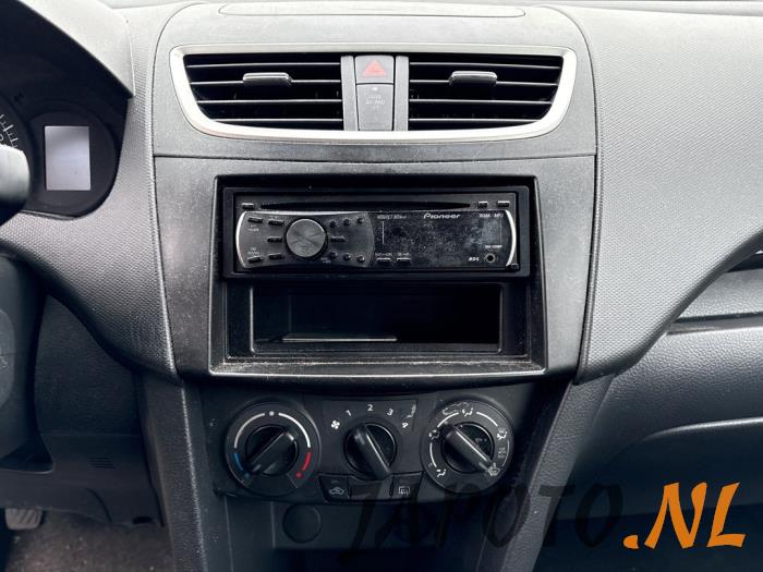 Suzuki Swift 1.2 16V Sloopvoertuig (2011, Grijs)